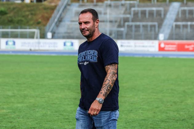 Fussball, 3.Liga Saison 2026 2027 Testspiel Bonner SC - MSV Duisburg 18.07.2026, Sportpark Nord Dietmar Hirsch (Cheftrainer, MSV Duisburg) Bonn Sportpark Nord Nordrhein-Westfalen Deutschland *** Sports, Soccer, 3rd Division, 2026–2027 Season, Friendly Match: Bonner SC vs. MSV Duisburg, July 18, 2026, Sportpark Nord, Dietmar Hirsch, Head Coach, MSV Duisburg, Bonn, Sportpark Nord, North Rhine-Westphalia, Germany