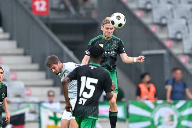 SOCCER - Wacker vs Chemie Leipzig, test match INNSBRUCK,AUSTRIA,18.JUL.26 - SOCCER - ADMIRAL 2.Liga, Regionalliga Nordost, FC Wacker Innsbruck vs BSG Chemie Leipzig, test match. Image shows Tyron Profis (Chemie Leipzig) and Robin Littig (Wacker).  GEPAxpictures xDanielxSchoenherr