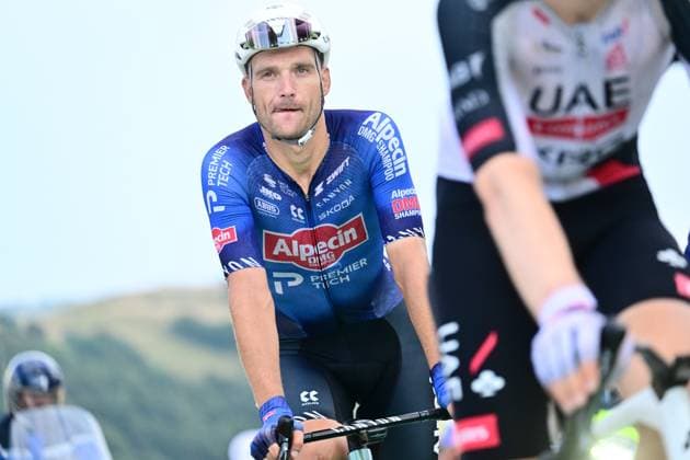 Tour de France 2026 Stage 14 LE MARKSTEIN, FRANCE - JULY 18 : Rickaert Jonas (BEL) of Alpecin - Premier Tech at the finish line during stage 14 of the 113rd edition of Tour de France an UCI World Tour 2.UWT cycling road race stage for Men Elite of 155 km with start in Mulhouse and finish in Le Markstein on July 18, 2026 in Le Markstein, France, 18 07 2026 ( Motordriver Kurt Vandenborre - Le Markstein France  Copyright: xPeterxDexVoechtx
