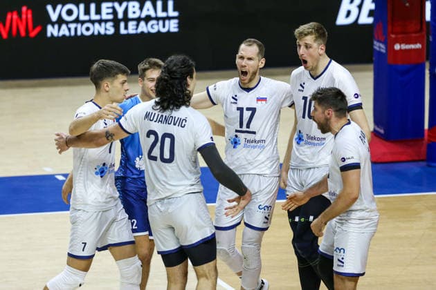 Turkiye v Slovenia - Men s Volleyball Nations League BELGRADE, SERBIA - JULY 18: Players of Slovenia celebrate a point during the Men s Volleyball Nations League match between Turkiye and Slovenia at Beogradska Arena in Belgrade, Serbia on July 18, 2026. Filip Stevanovic Anadolu Belgrade Serbia. Editorial use only. Please get in touch for any other usage.  Copyright: x2026xAnadoluxFilipxStevanovicx