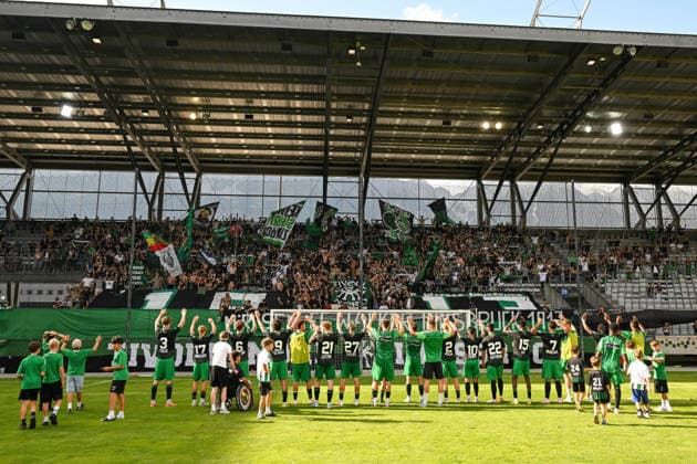 SOCCER - Wacker vs Chemie Leipzig, test match INNSBRUCK,AUSTRIA,18.JUL.26 - SOCCER - ADMIRAL 2.Liga, Regionalliga Nordost, FC Wacker Innsbruck vs BSG Chemie Leipzig, test match. Image shows FC Wacker Innsbruck and fans.  GEPAxpictures xDanielxSchoenherr