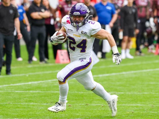 24 Karri Pajarinen (Running Back) Vienna Vikings run with the ball. Rhein Fire vs Vienna Vikings, American Football, American Football League Europe, Week 9, 2026, 18.07.2026, Duisburg Schauinsland-Reisen-Arena Germany Copyright: xFootxBowl ChristopherxMettkenx