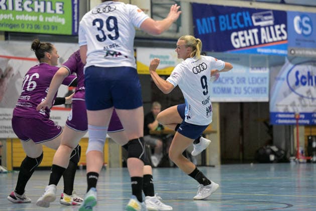 Fanny Elovson Union Neckarsulm, 09) am mit Ball TusSies Metzingen vs. Sport-Union Neckarsulm , Handball, Vorbereitung, Testspiel, Saison 2026 2027, 18.07.2026 TusSies Metzingen vs. Sport-Union Neckarsulm , Handball, Vorbereitung, Testspiel, Saison 2026 2027, 18.07.2026 Voehringen *** Fanny Elovson, Sport Union Neckarsulm, 9 a.m. with the ball: TusSies Metzingen vs. Sport Union Neckarsulm, Handball, Preseason, Friendly, 2026–2027 Season, July 18, 2026: TusSies Metzingen vs. Sport Union Neckarsulm, Handball, Preseason, Friendly, 2026–2027 Season, July 18, 2026, Voehringen Copyright: xEibner-Pressefotox EP_TBR
