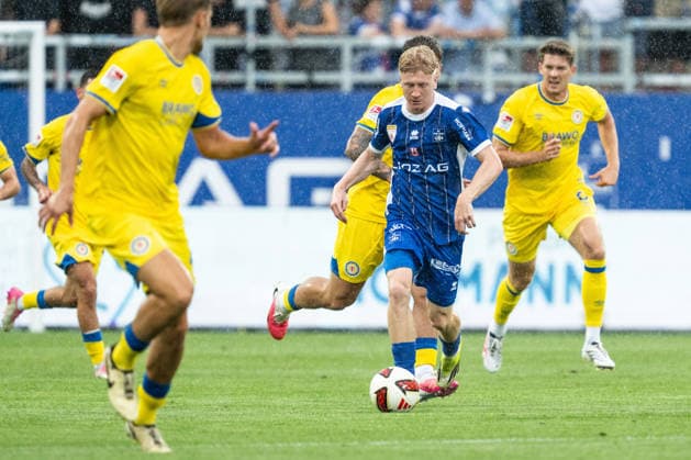 SOCCER - Linz vs Braunschweig, test match LINZ,AUSTRIA,18.JUL.26 - SOCCER - ADMIRAL 2. Liga, 2. DFL, 2. Deutsche Bundesliga, FC Blau Weiss Linz vs Eintracht Braunschweig, test match. Image shows Jakob Knollmueller (Linz).  GEPAxpictures xJulioxArellano