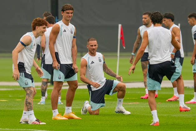 Argentina s players take part in a training session at Columbia Park Training Facility, in Morristown, New Jersey, USA, 18 July 2026. Argentina will face Spain in the FIFA World Cup, WM, Weltmeisterschaft, Fussball 2026 final soccer on 19 July. FIFA World Cup 2026 - Final - Spain vs Argentina !ACHTUNG: NUR REDAKTIONELLE NUTZUNG!  Copyright: xAngelxColmenaresx GRAF8750 20260718-55020931544_1