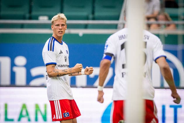 RAPID WIEN - HABMURGER SV Albert Gronaek of HSV celebrates a goal during the pre season friendly football match between SC Rapid Vienna and Hamburger SV at the Allianz Stadion. Vienna, Austria, July 18, 2026. Photo by Branislav Racko Copyright: xx 080A9343