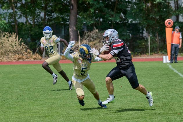 Sport Bilder des Tages Playoffs, Junior Bowl, U20, GFLJ, Nürnberg Rams vs. Hamburg Huskies German Football League Juniors(GFLJ), U20, Nürnberg Rams vs. Hamburg Huskies Nürnberg Berthold-Brecht-Sportanlage Bayern Deutschland *** Playoffs, Junior Bowl, U20, GFLJ, Nuremberg Rams vs. Hamburg Huskies German Football League Juniors (GFLJ), U20, Nuremberg Rams vs. Hamburg Huskies Nuremberg Berthold Brecht Sports Complex Bavaria, Germany Copyright: x30nullvierxPhotographie,xGerhardxLehnerx