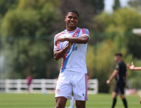 Pre Season Friendly - Crystal Palace v Swindon Town LONDON, ENGLAND, JULY 18: GOAL 3-1, Matheus Franca of Crystal Palace goal celebration after scoring a goal to put Crystal Palace 3-1 ahead during the Pre Season Friendly match between Crystal Palace FC v Swindon Town FC at Crystal Palace Training Ground, Beckenham, London, on 18 July. (Photo by Daniel Weir) London Crystal Palace Training Ground United Kingdom Copyright: xDanielxWeir SportsxPressxPhotox Sportspressphoto_SPR192602