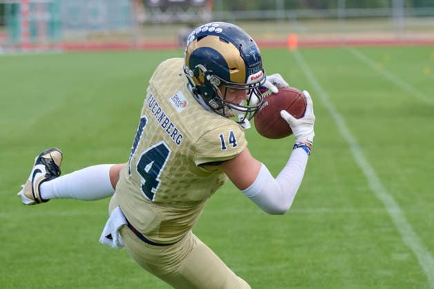 Playoffs, Junior Bowl, U20, GFLJ, Nürnberg Rams vs. Hamburg Huskies German Football League Juniors(GFLJ), U20, Nürnberg Rams vs. Hamburg Huskies Nürnberg Berthold-Brecht-Sportanlage Bayern Deutschland *** Playoffs, Junior Bowl, U20, GFLJ, Nuremberg Rams vs. Hamburg Huskies German Football League Juniors (GFLJ), U20, Nuremberg Rams vs. Hamburg Huskies Nuremberg Berthold Brecht Sports Complex Bavaria, Germany Copyright: x30nullvierxPhotographie,xGerhardxLehnerx