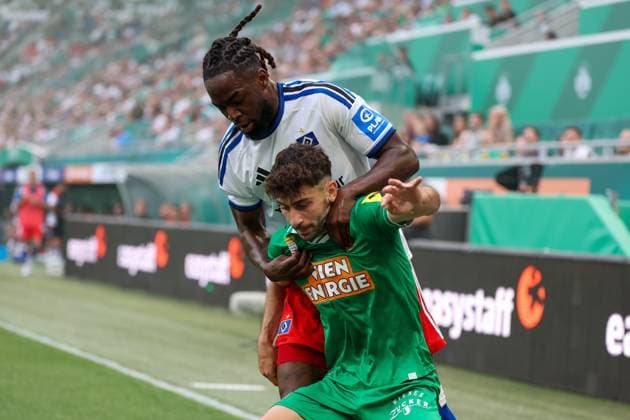 18.July.2026 – SOCCER – FRIENDLY TEST GAME(MEN) - Rapid Wien (Austria) vs HSV (Germany) Yusuf Demir (Rapid Wien) and Jordan Torunarigha (HSV) in one-on-one VIENNA VIENNA, AUSTRIA – Allianz Stadion SK Rapid Wien Allianz Stadion AUSTRIA
