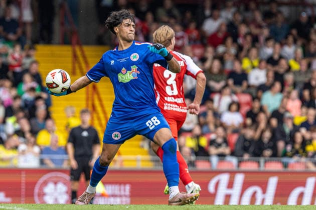 Testspiel: Rot-Weiß Oberhausen - Borussia Dortmund; 18.07.2026 Ryan Valentine (SC Rot-Weiß Oberhausen, 28) Testspiel: Rot-Weiß Oberhausen - Borussia Dortmund; Stadion Niederrhein, Oberhausen; 18.07.2026 *** Friendly Match: Rot-Weiß Oberhausen vs. Borussia Dortmund, July 18, 2026, Ryan Valentine, SC Rot-Weiß Oberhausen, 28, Friendly Match: Rot-Weiß Oberhausen vs. Borussia Dortmund, Niederrhein Stadium, Oberhausen, July 18, 2026 Copyright: xBEAUTIFULxSPORTS Buriakovx