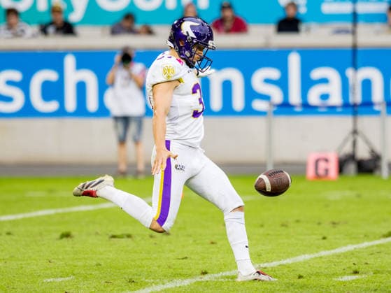 37 Philipp Klar (Kicker) Vienna Vikings Rhein Fire vs Vienna Vikings, American Football, American Football League Europe, Week 9, 2026, 18.07.2026, Duisburg Schauinsland-Reisen-Arena Germany Copyright: xFootxBowl ChristopherxMettkenx