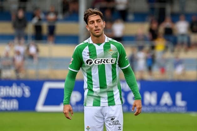 Borja Alonso (Real Betis Sevilla, 39) Sportfreunde Lotte vs. Real Betis Sevilla, Fussball, Testspiel, Saison 2026 2027, 18.07.2026, Sportfreunde Lotte vs. Real Betis Sevilla, Fussball, Testspiel, Saison 2026 2027, 18.07.2026 Lotte *** Borja Alonso, Real Betis Sevilla, 39 Sportfreunde Lotte vs. Real Betis Sevilla, Soccer, Friendly Match, 2026–2027 Season, July 18, 2026, Sportfreunde Lotte vs. Real Betis Sevilla, Soccer, Friendly Match, 2026–2027 Season, July 18, 2026, Lotte Copyright: xEibner-Pressefoto RobertxGertzenx EP_RGN