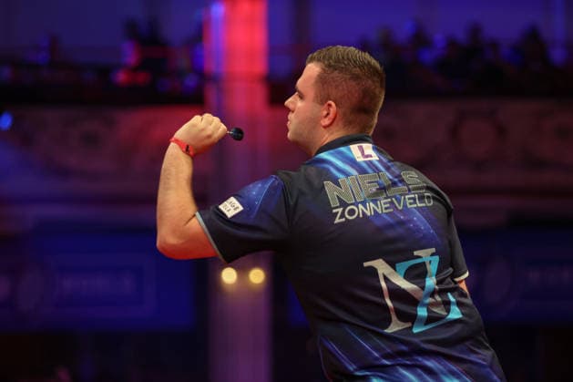 RECORD DATE NOT STATED 18th July 2026, Winter Gardens, Blackpool, Lancashire, England; 2026 Betfred World Matchplay Darts, Day One; Niels Zonneveld in action at the oche during his match against Stephen Bunting AidanxHunter
