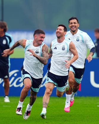 Argentina s training session ahead of 2026 World Cup Final MORRISTOWN, UNITED STATES - JULY 18: Argentina s Lionel Messi (C) takes part in a training session ahead of the FIFA World Cup, WM, Weltmeisterschaft, Fussball 2026 final against Spain in Morristown, New Jersey, United States, on July 18, 2026. Evrim Aydin Anadolu Morristown United States. Editorial use only. Please get in touch for any other usage.  Copyright: x2026xAnadoluxEvrimxAydinx