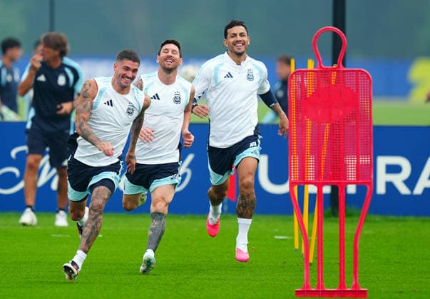 Argentina s training session ahead of 2026 World Cup Final MORRISTOWN, UNITED STATES - JULY 18: Argentina s Lionel Messi (C) takes part in a training session ahead of the FIFA World Cup, WM, Weltmeisterschaft, Fussball 2026 final against Spain in Morristown, New Jersey, United States, on July 18, 2026. Evrim Aydin Anadolu Morristown United States. Editorial use only. Please get in touch for any other usage.  Copyright: x2026xAnadoluxEvrimxAydinx