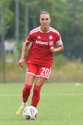 MUNICH, GERMANY - JULY 18: Jana Kappes (20 FC Bayern Munich II) during the pre-season friendly match between Bayern Munich II and First Vienna at FC Bayern Campus on July 18, 2026 in Munich, Germany (Photo by Sven Beyrich Sports Press Photo)  Copyright: xSvenxBeyrich SportsxPressxPhotox Sportspressphoto_SPR192758