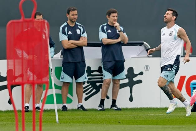 RECORD DATE NOT STATED 18th July 2026; Columbia Park Training Facility, Morristown, New Jersey, United States of America; FIFA World Cup, WM, Weltmeisterschaft, Fussball Football, Argentina Training Session; Lionel Messi of Argentina runs HeulerxAndrey DiaEsportivo