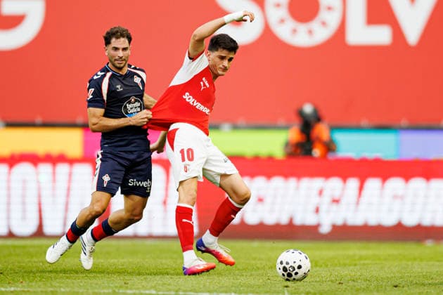 Javier Rueda and Pau Victor seen during International Friendly, Länderspiel, Nationalmannschaft game between teams of SC Braga and Celta de Vigo (Luis Santos Ball Raw Images) Braga Estadio Municipal de Braga Portugal Copyright: xLuisxSantosx luissantos_braga_celta_2627_3-24