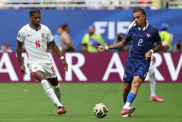 FIFA World Cup, WM, Weltmeisterschaft, Fussball 2026 3rd place playoff - France vs England Marcus Rashford of England (L) in action against Malo Gusto of France (R) during the FIFA World Cup 2026 3rd place playoff match France against England, in Miami, Florida, USA, 18 July 2026. MIAMI United States  Copyright: xCRISTOBALxHERRERA-ULASHKEVICHx