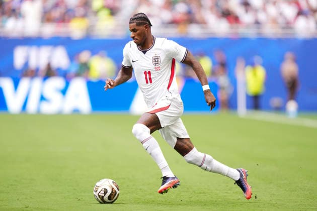 France v England: Bronze Medal Match - FIFA World Cup, WM, Weltmeisterschaft, Fussball 2026 Marcus Rashford of England runs with the ball during the FIFA World Cup 2026 Bronze Medal Match match between France and England at Miami Stadium on July 18, 2026 in Miami Gardens, United States. Miami Gardens FL United States  Copyright: xJosexBretonx originalFilename:bretonhernandez-franceve260718_npE0p.jpg