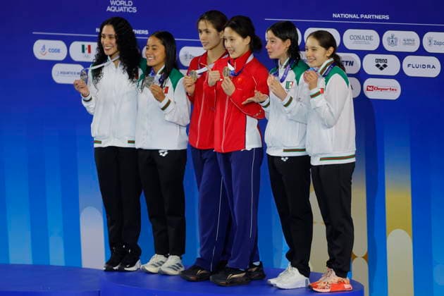 Mexico Diving Cup in Zapopan (L-R) Gabriela Agunez and Alejandra Estudillo of Mexico, Zhixin Qu and Minjie Zhang of China and Adriana Torres and Suri Cueva of Mexico pose on the podium during the medal ceremony for the synchronized 10-meter platform event at the Mexico Diving Cup in Zapopan, Mexico, 18 July 2026. ZAPOPAN Mexico  Copyright: xFRANCISCOxGUASCOx
