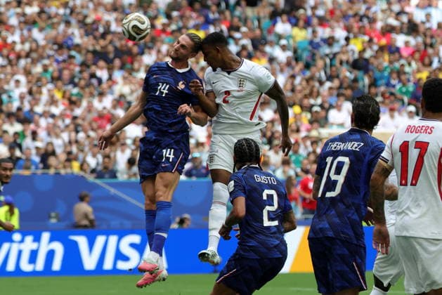 FIFA World Cup, WM, Weltmeisterschaft, Fussball 2026 3rd place playoff - France vs England Ezri Konsa of England (C) scores the 0-2 goal during the FIFA World Cup 2026 3rd place playoff match France against England, in Miami, Florida, USA, 18 July 2026. MIAMI United States  Copyright: xCRISTOBALxHERRERA-ULASHKEVICHx