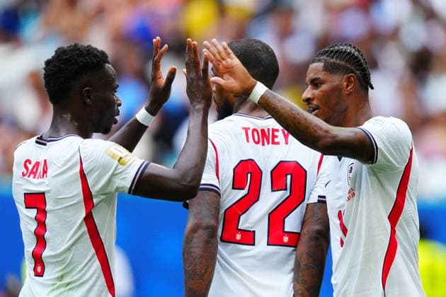 Bukayo Saka of England celebrates with Marcus Rashford of England after scoring a goal to make it 0-3 France v England, 2026 FIFA World Cup, WM, Weltmeisterschaft, Fussball 3rd Place Final, Football, Miami Stadium, Miami, Florida, USA - 18 Jul 2026Miami Miami Stadium Florida (FL) United States of America  Copyright: xJavierxGarcia Shutterstockx 16995468az