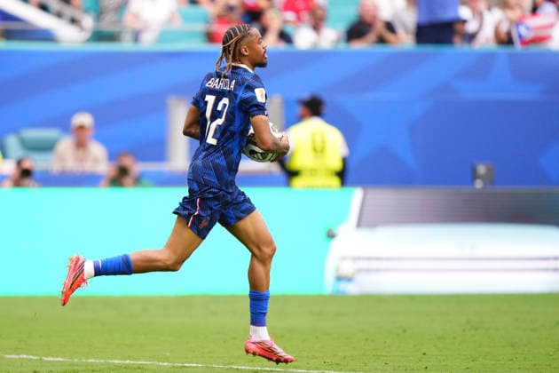 July 18, 2026, Miami Gardens, Florida, United States: Bradley Barcola of France celebrates after scoring his team s second goal during the FIFA World Cup, WM, Weltmeisterschaft, Fussball 2026 Bronze Medal Match match between France and England at Miami Stadium on July 18, 2026 in Miami Gardens, United States. Miami Gardens United States - ZUMAa181 20260718_zaa_a181_086 Copyright: xJosexBretonx