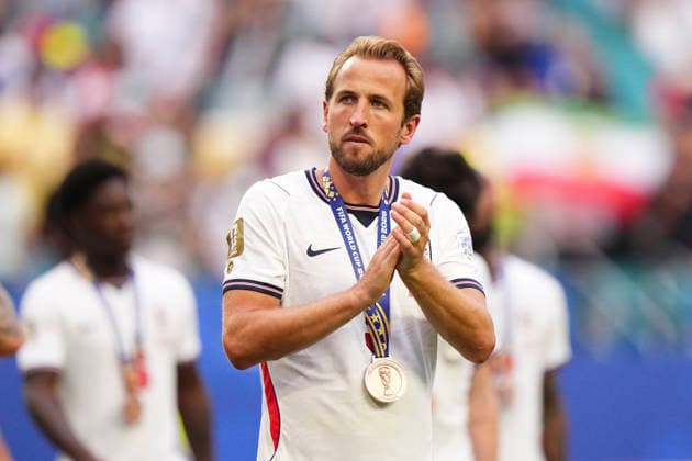France v England: Bronze Medal Match - FIFA World Cup, WM, Weltmeisterschaft, Fussball 2026 Harry Kane of England celebrates the victory wearing the third place medal during the FIFA World Cup 2026 Bronze Medal Match match between France and England at Miami Stadium on July 18, 2026 in Miami Gardens, United States. Miami Gardens FL United States  Copyright: xJosexBretonx originalFilename:bretonhernandez-franceve260718_npoYi.jpg
