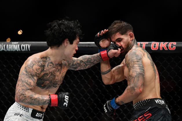 July 18, 2026, Oklahoma City, Oklahoma, United States: TOMMY MCMILLEN and ALBERTO MONTES fight in their 3-round Featherweight bout at UFC Fight Night OKC at the Paycom Center in Oklahoma City, OK. Oklahoma City United States - ZUMAs346 20260718_zsp_s346_046 Copyright: xAlejandroxSalazarx