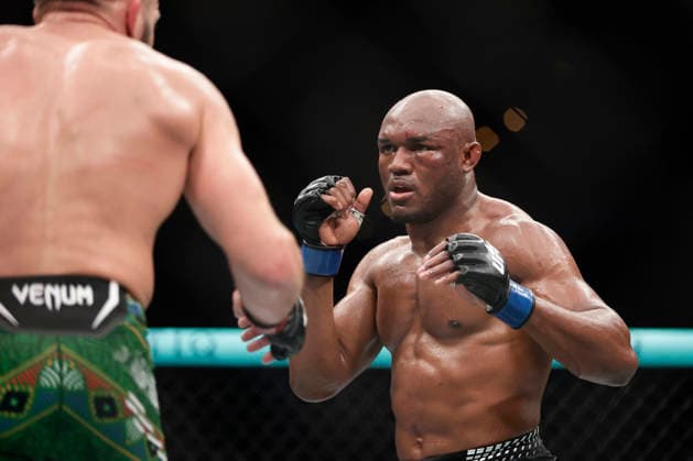 July 18, 2026, Oklahoma City, Oklahoma, United States: DRICUS DU PLESSIS and KAMARU USMAN fight in a 5-round Middleweight Main Event bout at UFC Fight Night OKC at the Paycom Center in Oklahoma City, OK. UFC Fight Night Oklahoma City  - ZUMAs346 20260718_zsp_s346_074 Copyright: xAlejandroxSalazarx