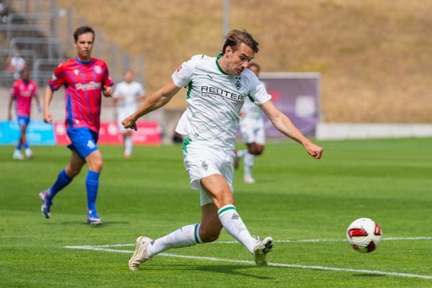 18.07.2026, xydrx, Fußball, Testspiel, Wuppertaler SV - Borussia Mönchengladbach, Saison 2026 2027, Stadion am Zoo: Florian Neuhaus (Borussia Moenchengladbach, 10) DFB regulations prohibit any use of photographs as image sequences and or quasi-video. *** July 18, 2026, xydrx, soccer, exhibition match, Wuppertaler SV vs. Borussia Mönchengladbach, 2026–2027 season, Stadion am Zoo, Florian Neuhaus, Borussia Mönchengladbach, 10. DFB regulations prohibit any use of photographs as image sequences and or quasi-video Copyright: HMBxMedia YannisxDreimann