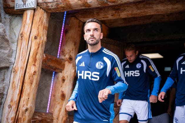 19.07.2026, Fussball, , Saison 2025 2026, Testspiel, FC Erzgebirge Aue - FC Schalke 04, Kenan Karaman (FC Schalke 04) xRHR-FOTO YYx *** July 19, 2026, Soccer, , 2025–2026 Season, Friendly Match, FC Erzgebirge Aue vs. FC Schalke 04, Kenan Karaman, FC Schalke 04 xRHR PHOTO YYx Copyright: KROEGER RHR-FOTOx RHR-FOTO YY