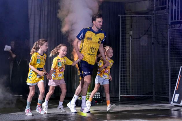 Patrick Groetzki (Team Johnny, 24) beim Einlaufen, 19.07.2026, Mannheim (Deutschland), Handball, The Final Roar, Team Johnny - Team Apfel *** Patrick Groetzki, Team Johnny, age 24, during the warm-up, July 19, 2026, Mannheim, Germany, handball, The Final Roar, Team Johnny vs. Team Apfel xozx