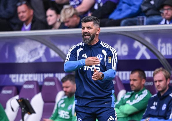 19.07.2026, Fussball, , Saison 2025 2026, Testspiel, FC Erzgebirge Aue - FC Schalke 04, Trainer Miron Muslic (FC Schalke 04) xRHR-FOTO YYx *** July 19, 2026, Soccer, , 2025–2026 Season, Friendly Match, FC Erzgebirge Aue vs. FC Schalke 04, Coach Miron Muslic, FC Schalke 04 xRHR PHOTO YYx Copyright: KROEGER RHR-FOTOx RHR-FOTO YY