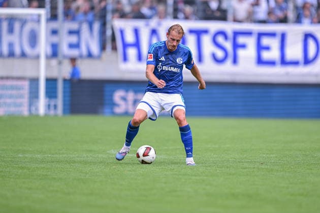 19.07.2026, Fussball, , Saison 2025 2026, Testspiel, FC Erzgebirge Aue - FC Schalke 04, Timo Becker (FC Schalke 04) xRHR-FOTO YYx *** July 19, 2026, Soccer, , 2025–2026 Season, Friendly Match, FC Erzgebirge Aue vs. FC Schalke 04, Timo Becker, FC Schalke 04 xRHR PHOTO YYx Copyright: KROEGER RHR-FOTOx RHR-FOTO YY