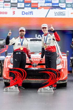 Sport Bilder des Tages AUTO - WRC, Motorsport Rallye, WM - RALLY ESTONIA 2026 PAJARI Sami, SALMINEN Marko, TOYOTA GR Yaris Rally1, portrait, podium, portrait during the 2026 Rally Estonia, 8th round of the 2026 WRC WORLD RALLY CAR CHAMPIONSHIP, from July 16 to 29, 2026 at Tartu, Estonia - TartuEstonia  Copyright: xNikosxKatikisx