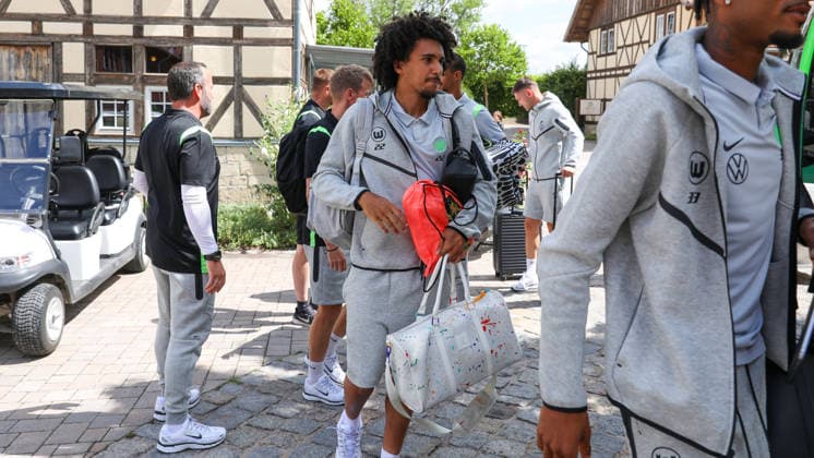 VfL Trainingslager, Weimarer Land Blankenhain, 19.07.2026, Fußball, Herren, Saison 2026 2027, 2. BL, VfL Wolfsburg, Sommer-Trainingslager: Tag 1. Ankunft, Mathys Angely (VfL Wolfsburg) Weimarer Land Niedersachsen Deutschland *** VfL Training Camp, Weimarer Land Blankenhain, July 19, 2026, Soccer, Men s, 2026–2027 Season, 2. Bundesliga, VfL Wolfsburg, Summer Training Camp Day 1: Arrival, Mathys Angely, VfL Wolfsburg, Weimarer Land, Lower Saxony, Germany