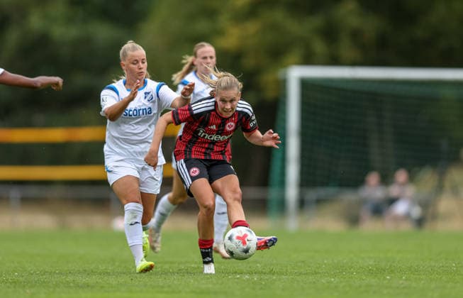 GER, Frankfurt, Eintracht Frankfurt vs SC Sand, Vorbereitung, Fussball, DFB, Spielzeit 2026 2027, Sportanlage Goldstein, Testspiel im Bild: Jarne Teulings (Eintracht Frankfurt Frauen 9) DFB DFL REGULATIONS PROHIBIT ANY USE OF PHOTOGRAPHS AS IMAGE SEQUENCES AND OR QUASI-VIDEO, 19.07.2026 *** GER, Frankfurt, Eintracht Frankfurt vs. SC Sand, Preseason, Soccer, DFB, 2026–2027 Season, Goldstein Sports Complex, Photo from the friendly match: Jarne Teulings, Eintracht Frankfurt Women 9. DFB and DFL regulations prohibit any use of photographs as image sequences and or quasi-video, July 19, 2026 Copyright: HMBxMedia HendrikxHamelau