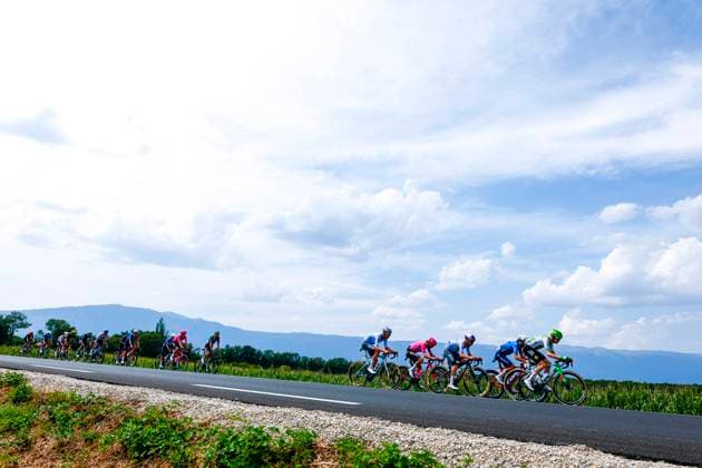Tour de France 2026 Stage 15 PLATEAU DE SOLAISON, FRANCE - JULY 19 : Healy Ben (IRL) of EF Education - Easypost, Van Moer Brent (BEL) of Pinarello - Q36.5 Pro Cycling Team, Pidcock Tom (GBR) of Pinarello - Q36.5 Pro Cycling Team in the escape pack Balderstone Abel (ESP) of Caja Rural - Seguros RGA, during stage 15 of the 113rd edition of Tour de France an UCI World Tour 2.UWT cycling road race stage for Men Elite of 184 km with start in Champagnole and finish in Plateau de Solaison on July 19, 2026 in Plateau de Solaison, France, 19 07 2026 Plateau de Solaison France  Copyright: xLucaxBettinix