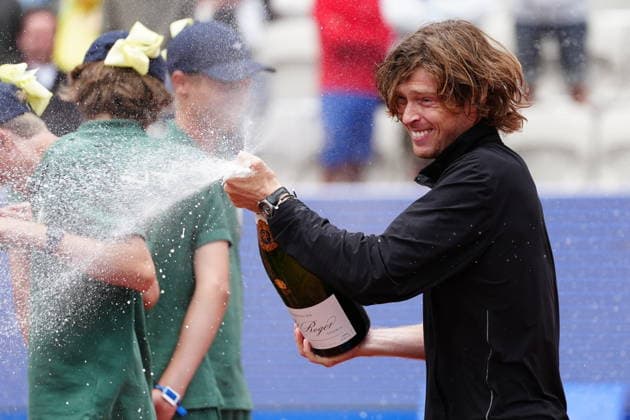 BASTAD, SWEDEN 20260719 Andrey Rublev after winning the men s singles final in the tennis match between Russia s Andrey Rublev and Italy s Luciano Darderi at the Nordea Open in Bastad. BASTAD SWEDEN x9200x *** BASTAD, SWEDEN, July 19, 2026 Andrey Rublev after winning the men s singles final in the tennis match between Russia s Andrey Rublev and Italy s Luciano Darderi at the Nordea Open in Bastad, BASTAD, SWEDEN x9200x  Copyright: xBjörnxLarssonxRosvall TTx TENNIS NORDEA OPEN IN BASTAD
