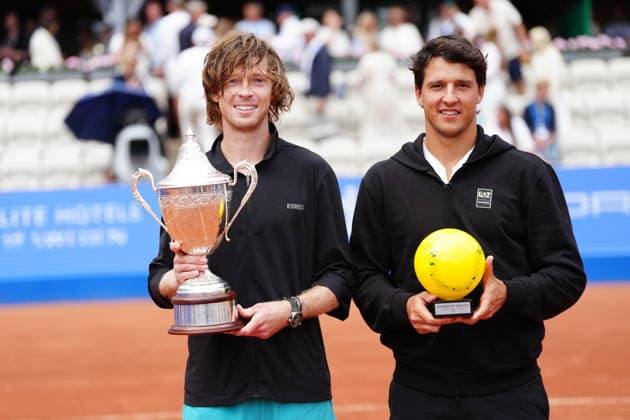 BASTAD, SWEDEN 20260719 Winner Andrey Rublev and Luciano Darderi after the men s singles final in the tennis match between Russia s Andrey Rublev and Italy s Luciano Darderi at the Nordea Open in Bastad. BASTAD SWEDEN x9200x *** BASTAD, SWEDEN 20260719 Winners Andrey Rublev and Luciano Darderi after the men s singles final in the tennis match between Russia s Andrey Rublev and Italy s Luciano Darderi at the Nordea Open in Bastad, BASTAD, SWEDEN x9200x  Copyright: xBjörnxLarssonxRosvall TTx TENNIS NORDEA OPEN IN BASTAD