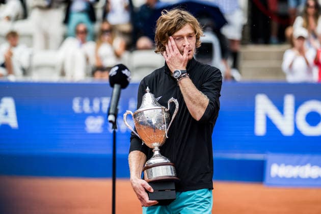 260719 Andrey Rublev of Russia with the trophy after winning men™s singles during day 7 of the Nordea Open on July 19, 2026 in Bastad. Photo: Niclas Jönsson BILDBYRAN COP 273 NO0430 tennis ATP, Tennis Herren 250 nordea open bbeng final *** July 19, 2026: Andrey Rublev of Russia with the trophy after winning the men’s singles title on day 7 of the Nordea Open on July 19, 2026 in Bastad. Photo by Niclas Jönsson, BILDBYRAN COP 273 NO0430 tennis ATP 250 Nordea Open men’s singles final  Copyright: NICLASxJÖNSSON BB260719NO094
