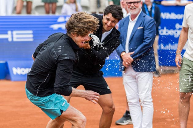 260719 Andrey Rublev of Russia and Luciano Darderi of Italy celebrate after men™s singles during day 7 of the Nordea Open on July 19, 2026 in Bastad. Photo: Niclas Jönsson BILDBYRAN COP 273 NO0430 tennis ATP, Tennis Herren 250 nordea open bbeng final jubel celebration *** July 19, 2026: Andrey Rublev of Russia and Luciano Darderi of Italy celebrate after the men’s singles match on day 7 of the Nordea Open on July 19, 2026 in Bastad. Photo by Niclas Jönsson, BILDBYRAN COP 273 NO0430 tennis ATP 250 Nordea Open men s singles final cheers celebration  Copyright: NICLASxJÖNSSON BB260719NO098