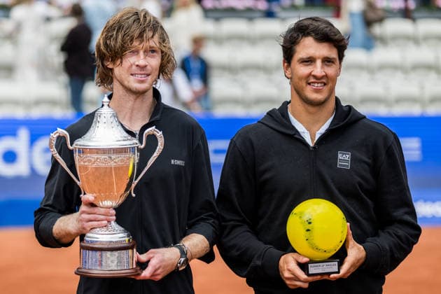 260719 Andrey Rublev of Russia and Luciano Darderi of Italy pose with trophies after men™s singles during day 7 of the Nordea Open on July 19, 2026 in Bastad. Photo: Niclas Jönsson BILDBYRAN COP 273 NO0430 tennis ATP, Tennis Herren 250 nordea open bbeng final *** July 19, 2026: Andrey Rublev of Russia and Luciano Darderi of Italy pose with trophies after the men’s singles match on Day 7 of the Nordea Open on July 19, 2026 in Bastad. Photo by Niclas Jönsson, BILDBYRAN COP 273 NO0430 tennis ATP 250 Nordea Open men’s singles final  Copyright: NICLASxJÖNSSON BB260719NO099