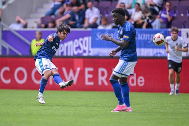 19.07.2026, Fussball, , Saison 2025 2026, Testspiel, FC Erzgebirge Aue - FC Schalke 04, Satoshi Tanaka (FC Schalke 04) xRHR-FOTO YYx *** July 19, 2026, Soccer, , 2025–2026 Season, Friendly Match, FC Erzgebirge Aue vs. FC Schalke 04, Satoshi Tanaka, FC Schalke 04 xRHR PHOTO YYx Copyright: KROEGER RHR-FOTOx RHR-FOTO YY