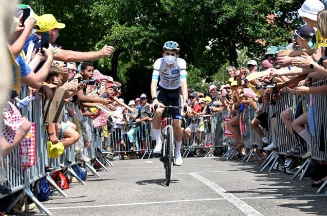15e étape du tour de France, Champagnole, 19 juillet 2026. PHOTOPQR LE PROGRES Philippe TRIAS - 19 07 2026 - 15e étape du tour de France, Champagnole, 19 juillet 2026. -15e étape du tour de France, Champganole Plateau de Solaison. Paul Seixas, ce matin à la signature et présentation des coureurs au départ de la ville de Champagnole. - CYCLING TOUR DE FRANCE STAGE 15 stage 15 of the 2026 Tour de France cycling race, a stage of 184km from Champagnole to Plateau de Solaison, on Sunday 19 July 2026. The 113th edition of the Tour de France starts on Saturday 4 July in Barcelona, Spain, and will finish in Paris, France on the 26th of July. Jura Franche-Comté France  Copyright: xPHOTOPQR LExPROGRES MAXPPPxPhilippexTRIASx 20260719LPL8254 20260719LPL8254