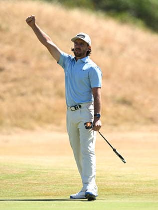 Tommy Fleetwood (ENG) celebrates holing a Birdie putt on the 1st green 154th Open Golf Championships, Royal Birkdale, Southport, UK - 19 Jul 2026Southport Royal Birkdale United Kingdom  Copyright: xGreigxCowie Shutterstockx 16988299b