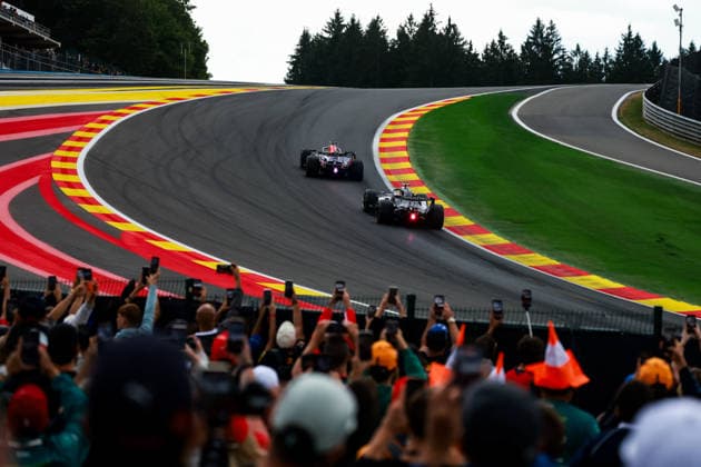 F1 - BELGIAN GRAND PRIX 2026 Start 03 VERSTAPPEN Max (nld), Red Bull Racing Ford RB22, action 12 KIMI ANTONELLI Andrea (ita), Mercedes AMG F1 Team W17, action during the Formula 1 Belgian Grand Prix 2026, 10th round of the 2026 Formula One World Championship, WM, Weltmeisterschaft from July 17 to 19, 2026 on the Circuit de Spa-Francorchamps, in Stavelot, Belgium -  Copyright: xFLORENTxGOODENx